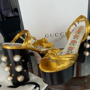 gucci gold platform heels